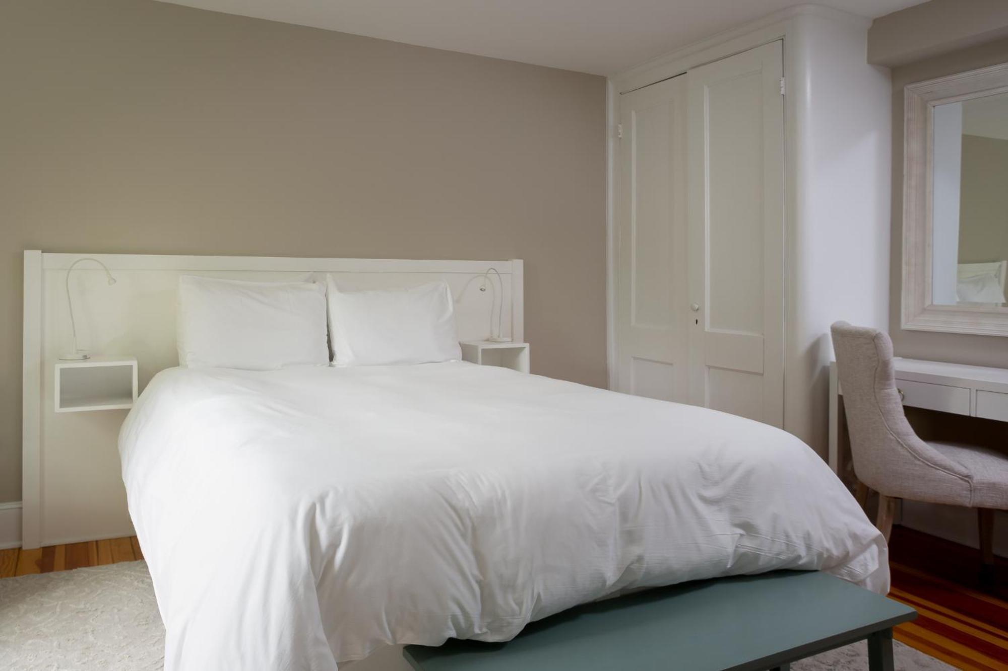 Lakehouse Inn Lee Δωμάτιο φωτογραφία